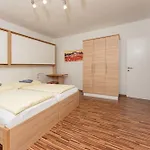 Easyapartments Leo *