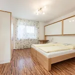 Easyapartments Leo Appartamento *