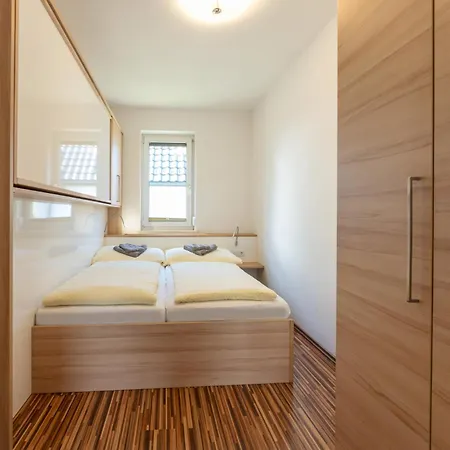 Easyapartments Leo לינץ