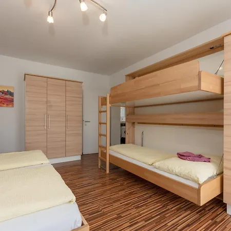 Easyapartments Leo * לינץ