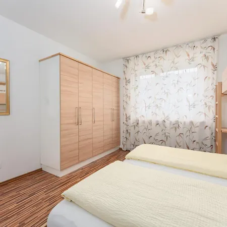 Easyapartments Leo * Linz