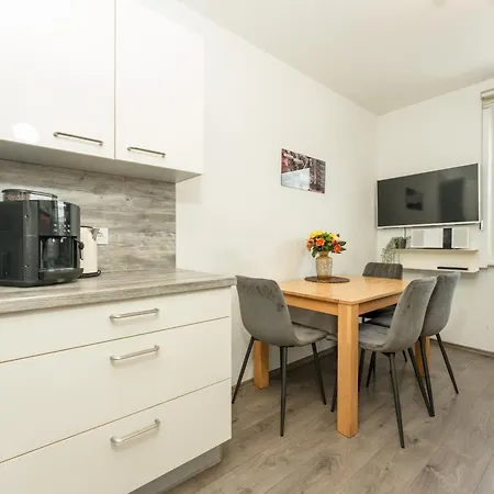 Easyapartments Leo