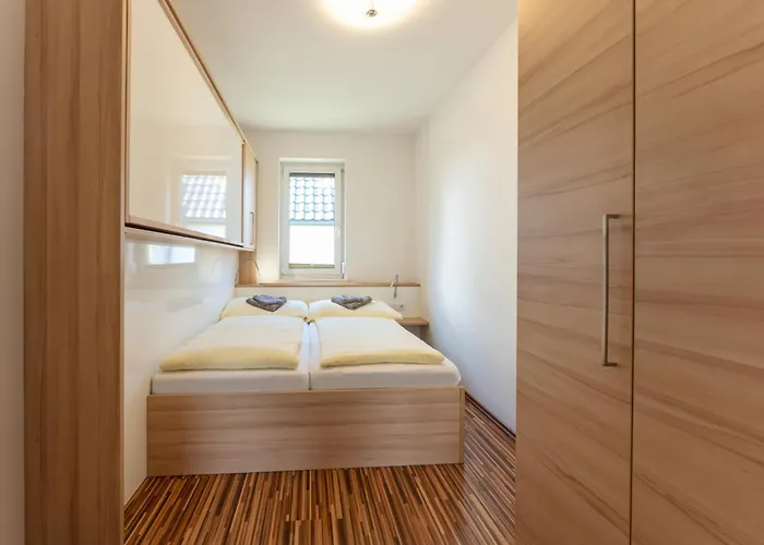 Easyapartments Leo Λιντς