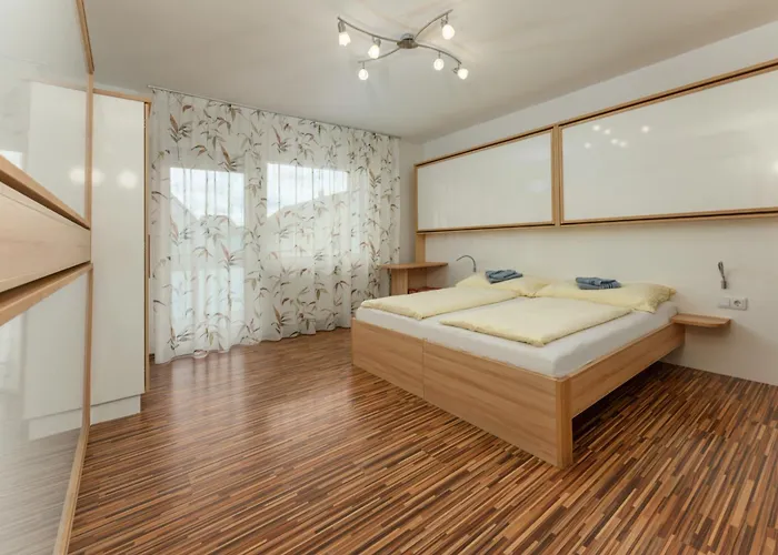 Easyapartments Leo Linec